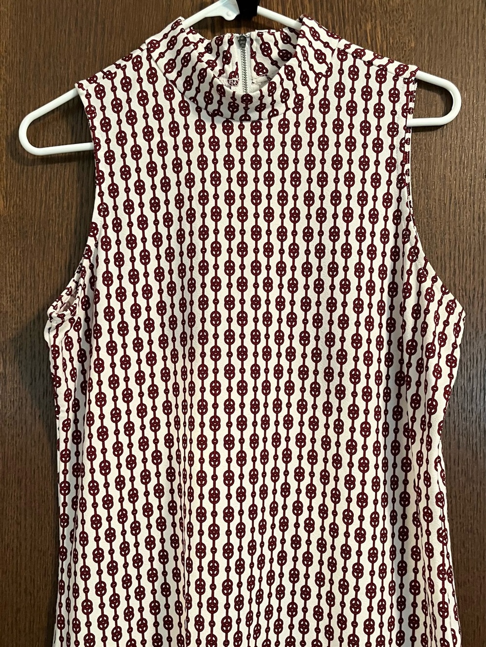 Sleeveless blouse
